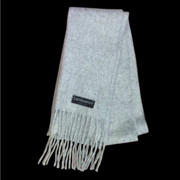 Lambswool scarf made in Italy gray winter outdoors preppy classy quiet luxury - Picture 4 of 4